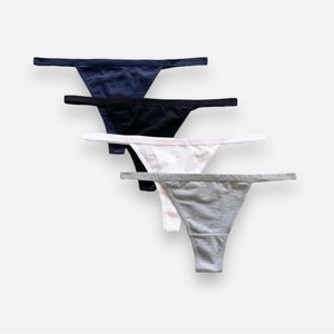 🌸New🌸 4pk Large v-string panty lot multicolored